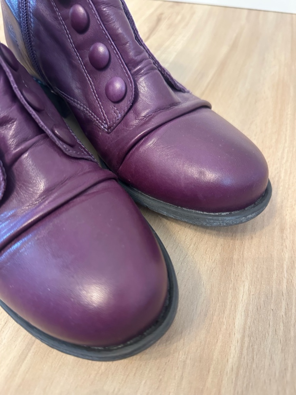Miz Mooz Louise Women’s Eggplant Purple Button-Accent Leather Ankle Boots - Picture 2 of 9